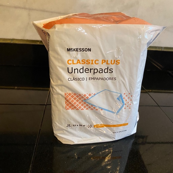 Home- Disposable UnderPads (23” x 36”) Light Absorbent Classic Plus - Picture 9 of 16